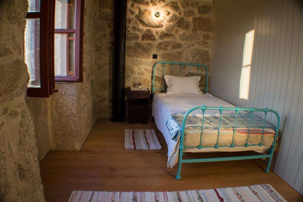 Гостевой дом Casas Dos Avos Вали-ди-Камбра Номер фото