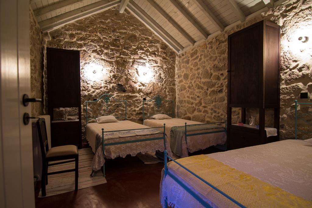 Гостевой дом Casas Dos Avos Вали-ди-Камбра Номер фото